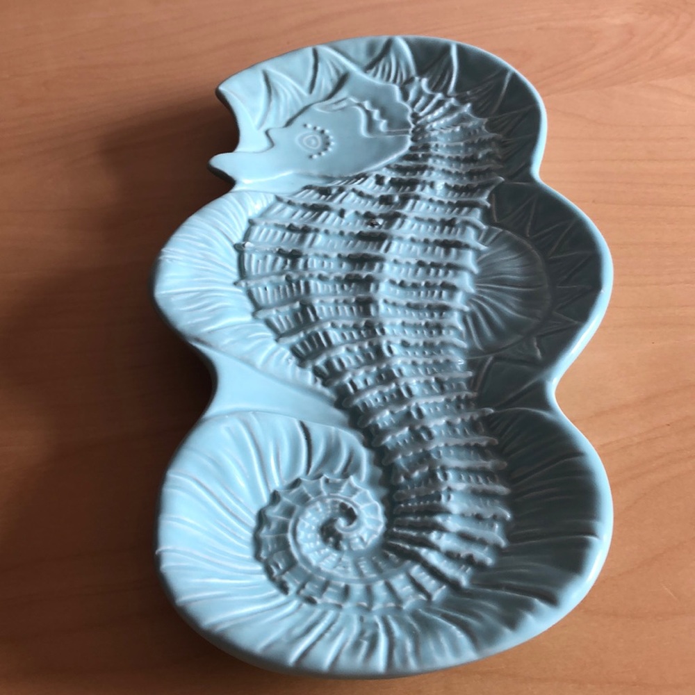 Sea horse dish/ plate - Picture 7 of 7